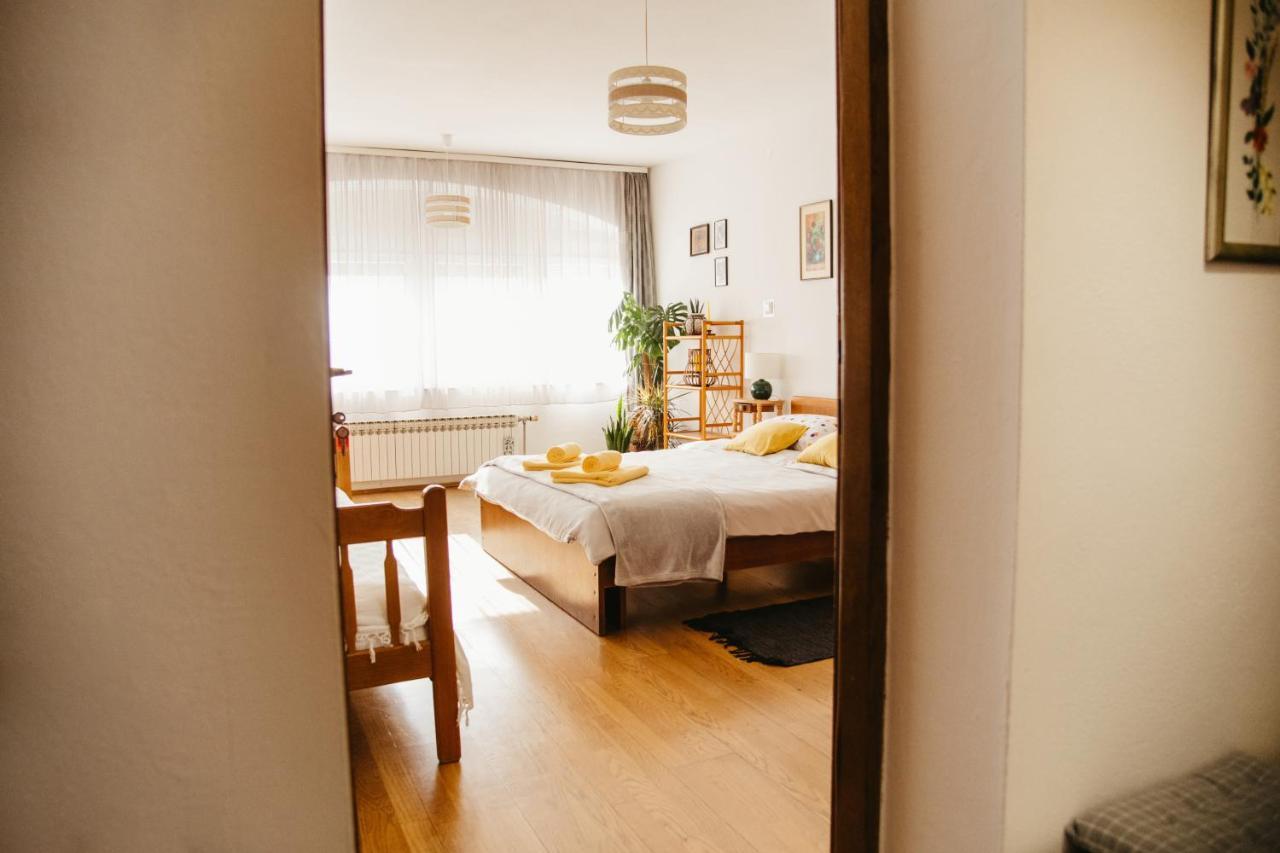Soba Gloria Hotel Slavonski Brod Exterior photo
